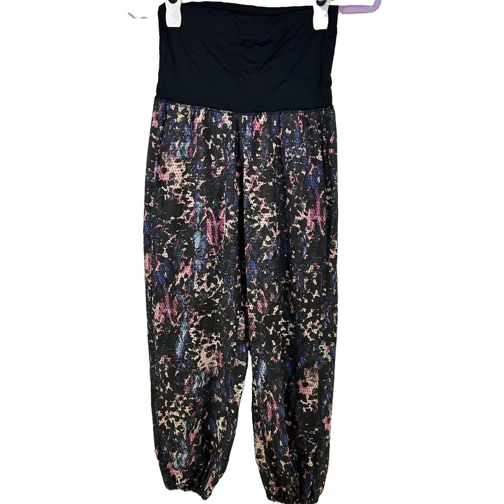 Lululemon Womens Om Pant Floral Black Multi Fold over Waist Jogger Pant EUC Sz 4